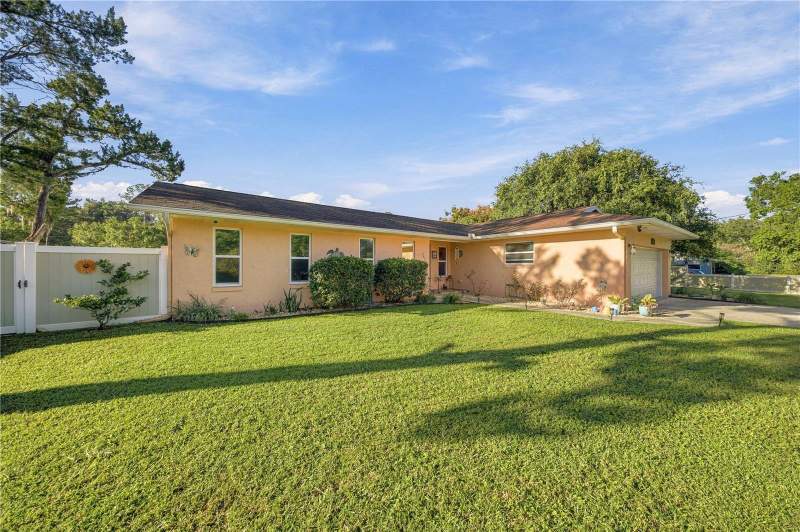 3 bedroom Single Family Residence at 3410 SW 26th Street, College Park Add 01, Ocala — photo 3