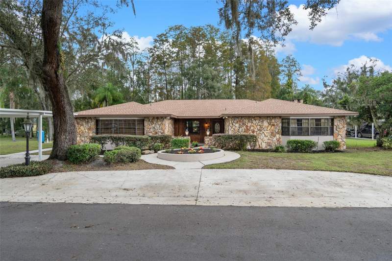 East North Tampa