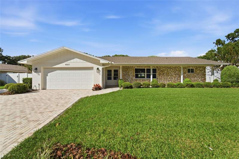 4123 FALLWOOD CIRCLE home for sale in Lake Conway Woods