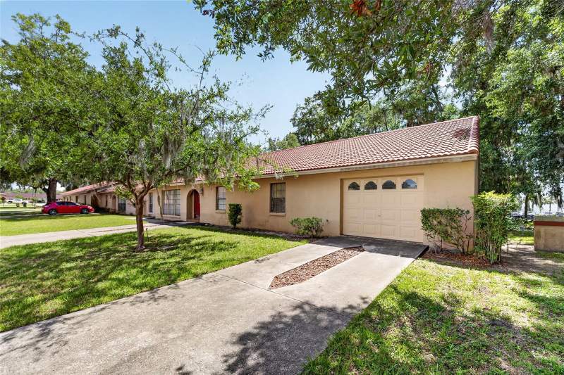 5 bedroom Villa at 1820 SW 35th Avenue, Paddock Villas, Ocala — photo 4