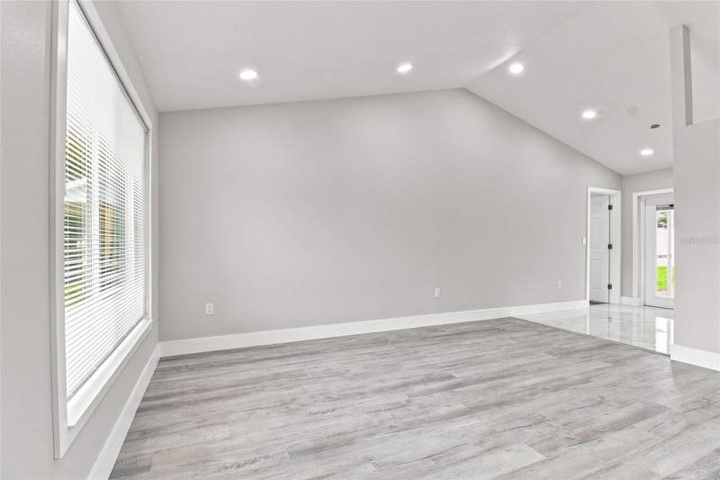 3 bedroom Single Family Residence at 7342 Ivory Terrace, Seven Spgs Homes, New Port Richey — photo 5