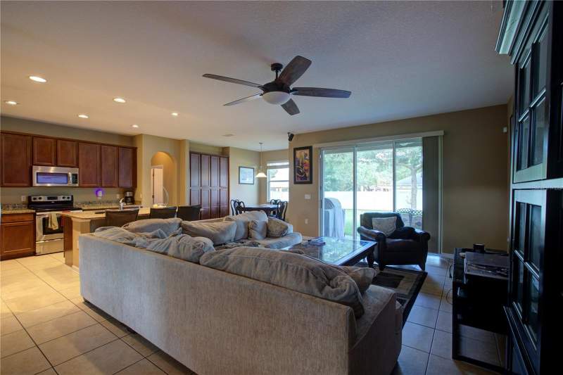 4 bedroom Single Family Residence at 2516 Woodside Ridge Drive, Wekiva Run Ph Iii-A, Apopka — photo 5