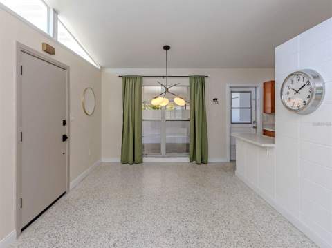 317 Hillview Road, Venice FL - photo 11 of 69