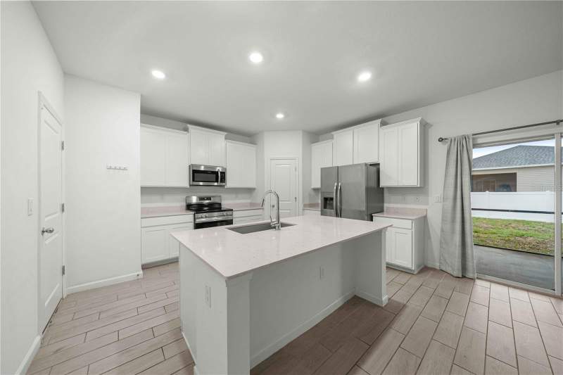 4 bedroom Single Family Residence at 3980 NE 34th Avenue, Millwood, Ocala — photo 4