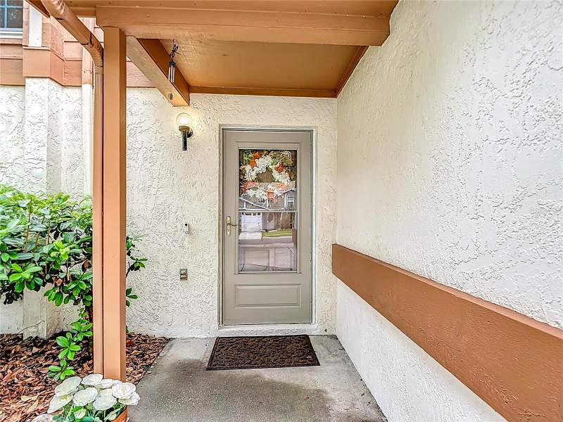 2 bedroom Townhouse at 16851 Le Clare Shores Drive, Le Clare Shores, Tampa — photo 3