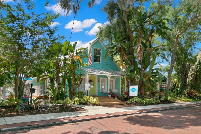 3 bedroom Single Family Residence at 135 4th Avenue, Green Spgs, Safety Harbor — photo 2
