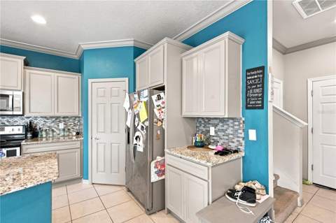 9237 Hillcroft Drive, Riverview FL - photo 20 of 41
