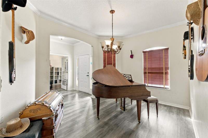 4 bedroom Single Family Residence at 11285 Timbercrest Road, Spring Hill, Spring Hill — photo 4