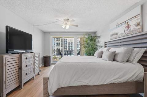 1430 Gulf Boulevard #407, Clearwater Beach FL - photo 24 of 54