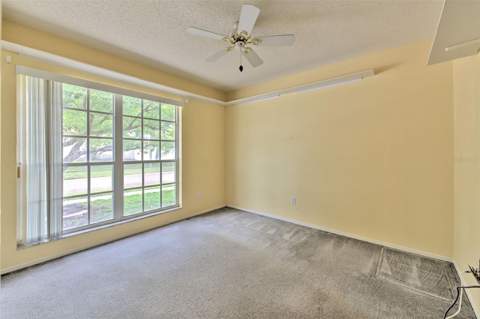 235 Lakeway Lane, Apollo Beach FL - photo 14 of 36