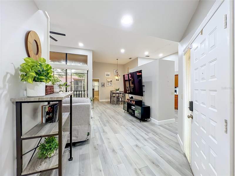 2 bedroom Condominium at 1275 Saint Tropez Circle #1275, Lake Pineloch Village Condo 03, Orlando — photo 3