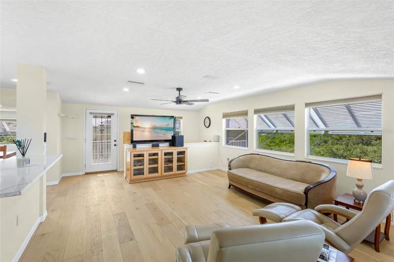 5 bedroom Single Family Residence at 707 40th Street, Gull Cay, Palmetto — photo 4