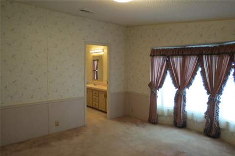 36603 Jodi Avenue, Zephyrhills FL - photo 14 of 58