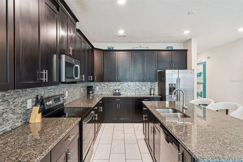 6 bedroom Single Family Residence at 1580 Tempo Lane, Stoneybrook South Ph I-1 & J-1, Davenport — photo 4