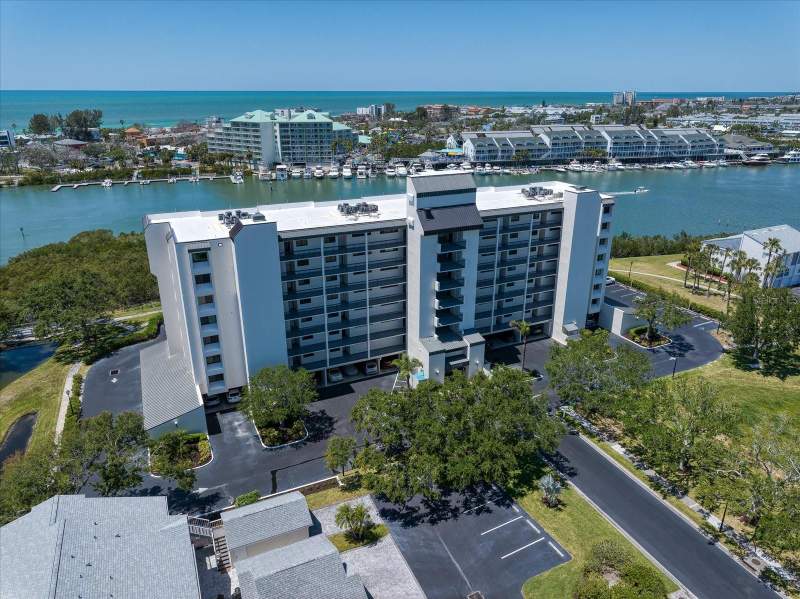 2 bedroom Condominium at 11730 Shipwatch Drive #402, Shipwatch, Largo — photo 2