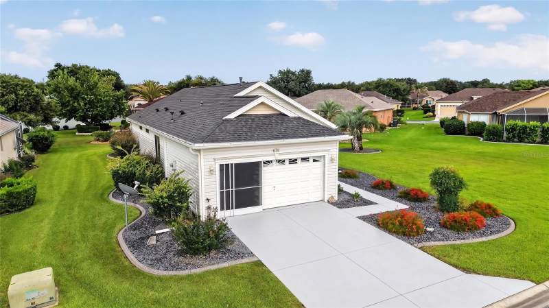 2 bedroom Single Family Residence at 12771 SE 92nd Terrace, Spruce Creek Gc, Summerfield — photo 3