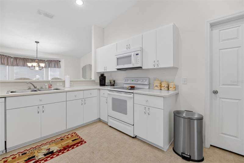 3 bedroom Single Family Residence at 6032 SW 103rd Loop, Cherrywood Estate, Ocala — photo 5