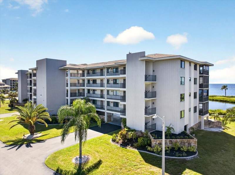 2 bedroom Condominium at 8251 Brent Street #918, Sand Pebble Pointe Condo 01 Amd 02, Port Richey — photo 5