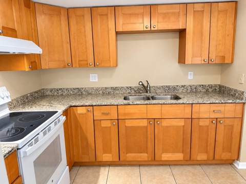 2821 Eagle Run Circle, Clearwater FL - photo 6 of 6