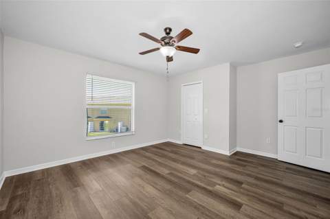 8013 Sutton Terrace Lane, Tampa FL - photo 20 of 38