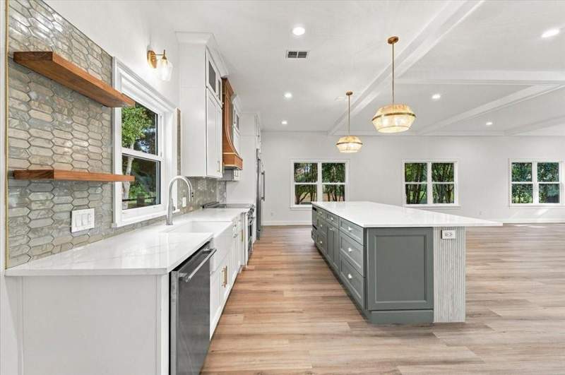 4 bedroom Single Family Residence at 13 Bogey Drive, Country Club Acres, Winter Haven — photo 3