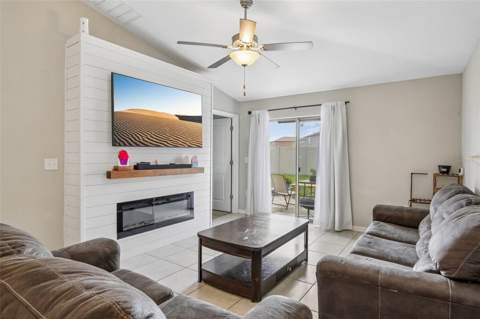 9415 Lemon Drop Loop, Sun City Center FL - photo 8 of 54