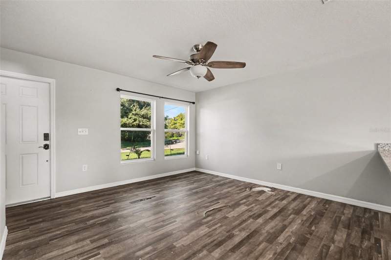 4 bedroom Single Family Residence at 6104 Shiprock Avenue, Spring Hill Unit 22, Spring Hill — photo 5