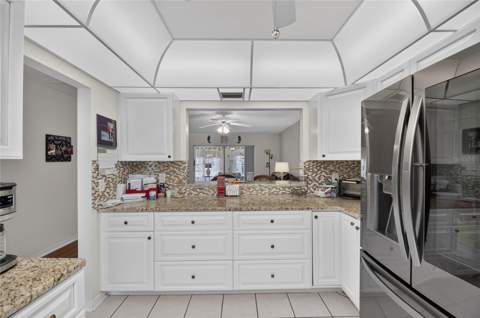 907 Bluewater Drive, Sun City Center FL - photo 13 of 36