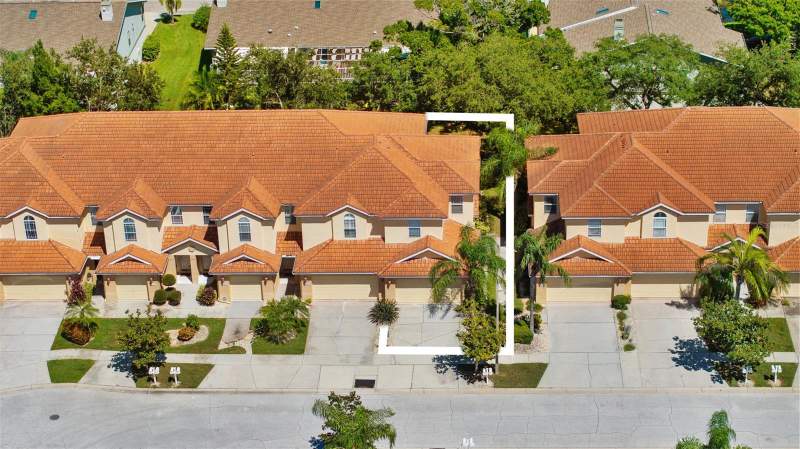 3 bedroom Townhouse at 1437 Ridge Terrace, Hidden Ridge Twnhms, Tarpon Springs — photo 3