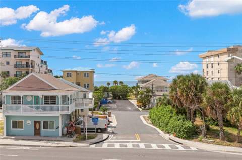 13101 Gulf Boulevard #1302, Madeira Beach FL - photo 10 of 41