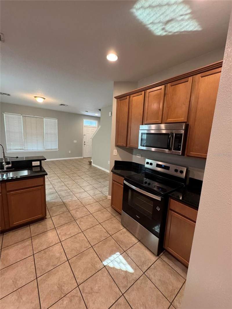4 bedroom Single Family Residence at 11938 Silverlake Park Drive, Windermere Trls Ph 1C, Windermere — photo 2