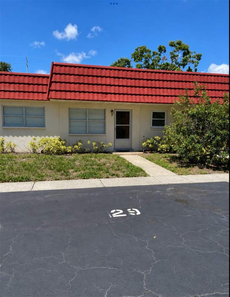 2 bedroom Condominium at 5860 38th Avenue #29, Parkwood Condo, St Petersburg — photo 2