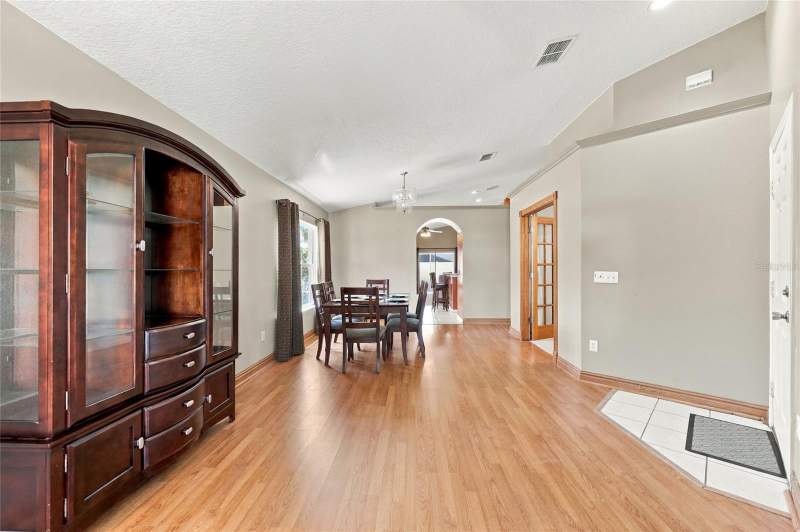 4 bedroom Single Family Residence at 1118 Maidenmoor Road, Stoneybrook West, Winter Garden — photo 4