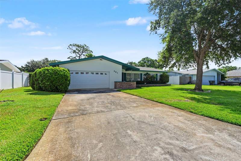 3 bedroom Single Family Residence at 981 Stephen Foster Drive, Suburban Estates 4th Add, Largo — photo 3