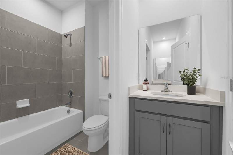 4 bedroom Single Family Residence at 10161 HUNTINGNET WAY, GROVES AT WHITEMARSH, LEESBURG — photo 5