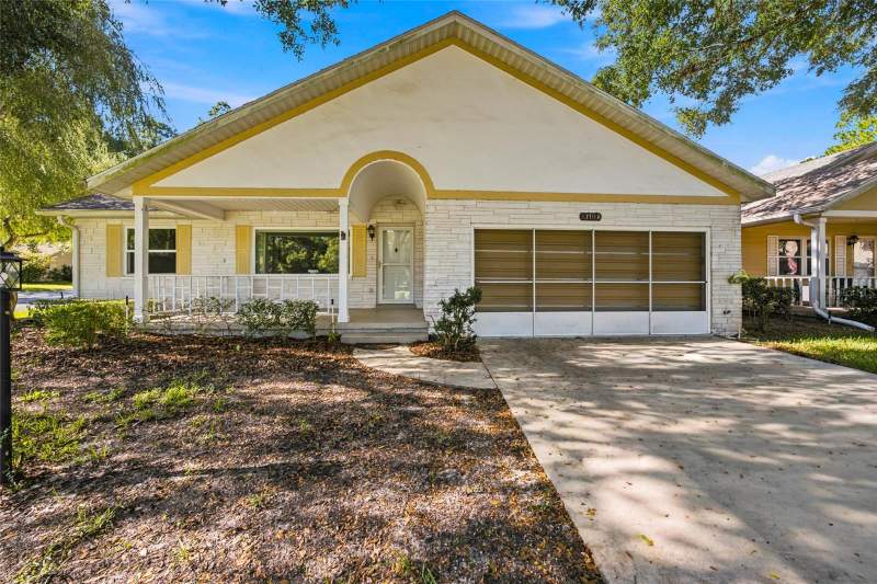 2 bedroom Villa at 8710 SW 91st Place #A, On Top Of The World, Ocala — photo 3