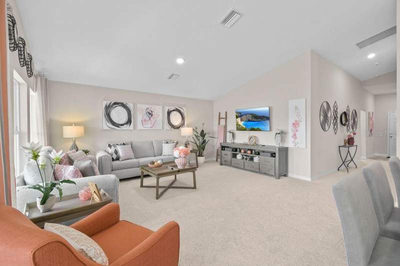 4 bedroom Single Family Residence at 5945 Slate Rock Drive, Riverstone Ph 5 & 6, Lakeland — photo 3