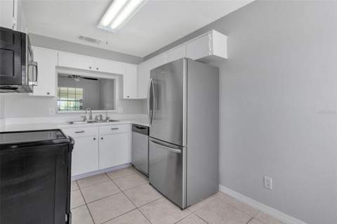 2037 Waterleaf Street, Orlando FL - photo 7 of 41