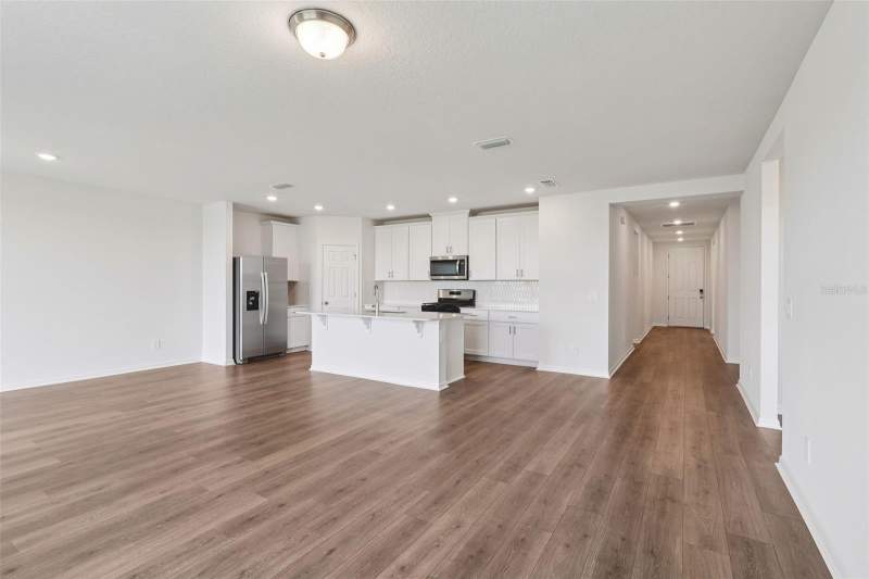 4 bedroom Single Family Residence at 2867 Hornbill Drive, The Reserve At Twin Lakes, St Cloud — photo 5