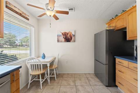 10520 Springwood Drive, Port Richey FL - photo 10 of 38
