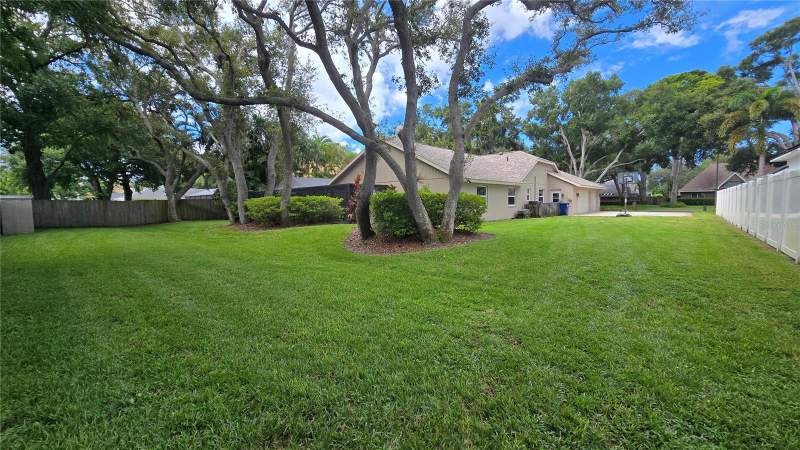 4 bedroom Single Family Residence at 9991 Windtree Boulevard, Windtree Oaks, Seminole — photo 4