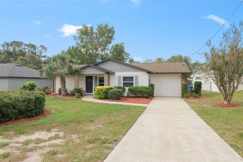 2 bedroom Single Family Residence at 12056 Cradock Street, Spring Hill, Spring Hill — photo 3
