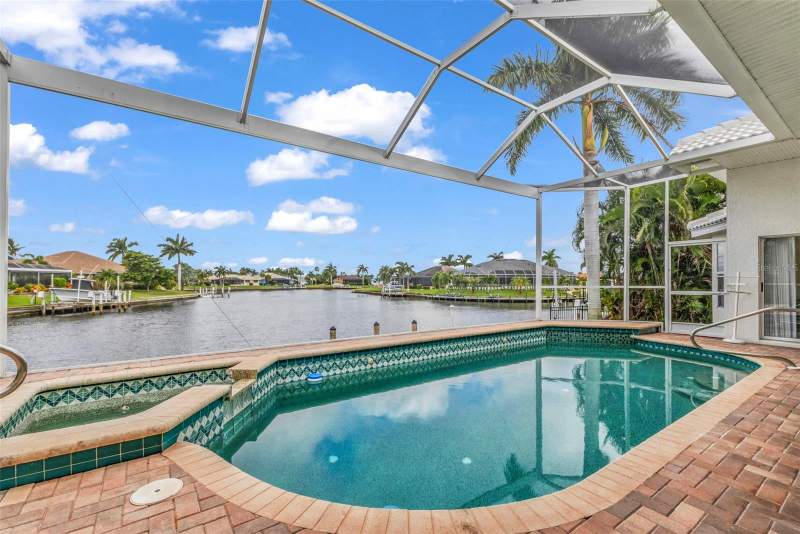 3 bedroom Single Family Residence at 476 Macedonia Drive, Punta Gorda Isles Sec 15, Punta Gorda — photo 2