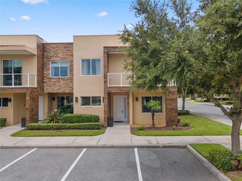 4 bedroom Townhouse at 7628 Recife Drive, Magic Village, Kissimmee — photo 2