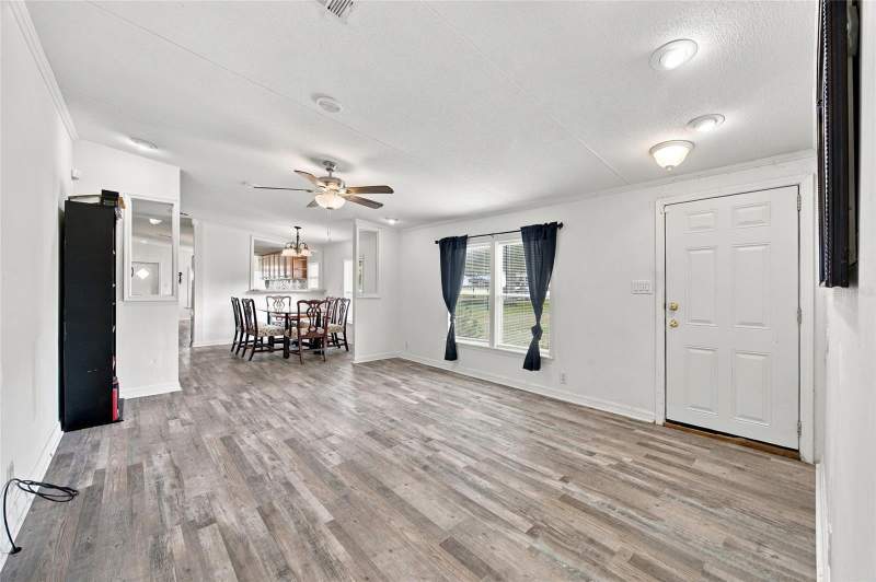 3 bedroom Manufactured Home at 17198 SE 99th Avenue, Mobile Home Mdws Un 02, Summerfield — photo 5