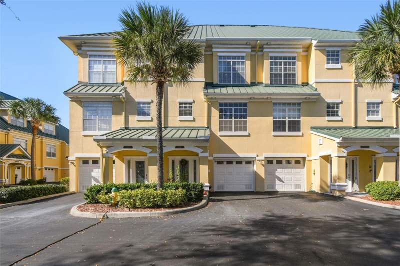 4 bedroom Townhouse at 6331 Sunset Bay Circle, Sunset Bay Twnhms, Apollo Beach — photo 2