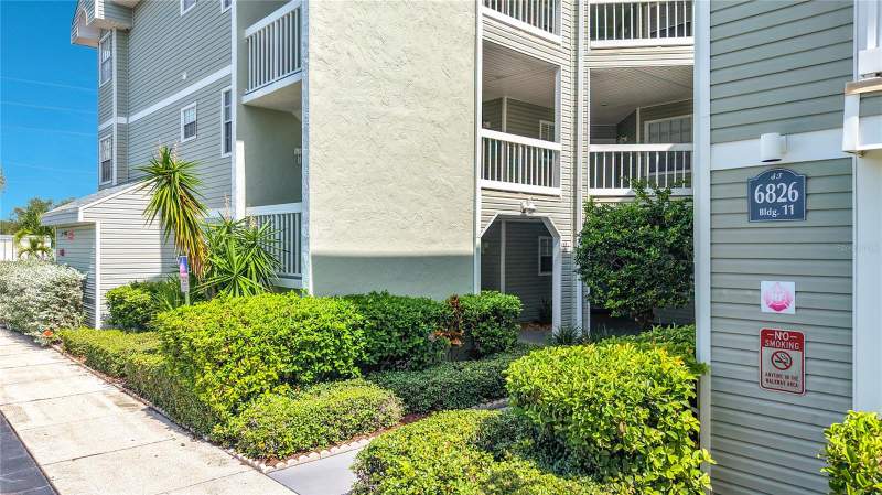 2 bedroom Condominium at 6826 Stones Throw Circle #11101, Stones Throw Condo, St Petersburg — photo 3