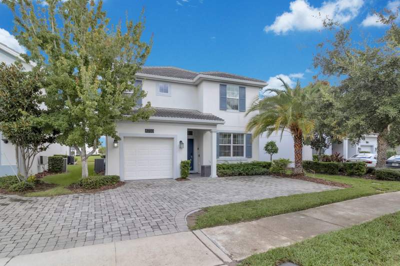 5 bedroom Single Family Residence at 4733 KINGS CASTLE CIRCLE, STOREY LAKE, KISSIMMEE — photo 1