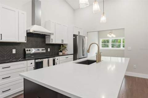 34121 August Avenue, Webster FL - photo 11 of 70