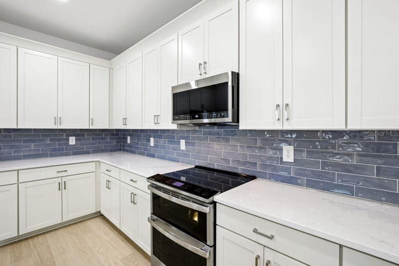 4 bedroom Townhouse at 17824 Broadleaf Loop, Palmera At Wellen Park, Venice — photo 5